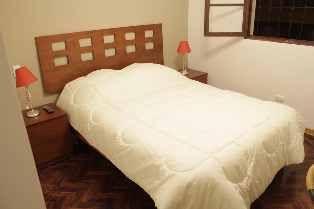 Bed & Breakfast - La Casa De Ceci ลิมา ภายนอก รูปภาพ