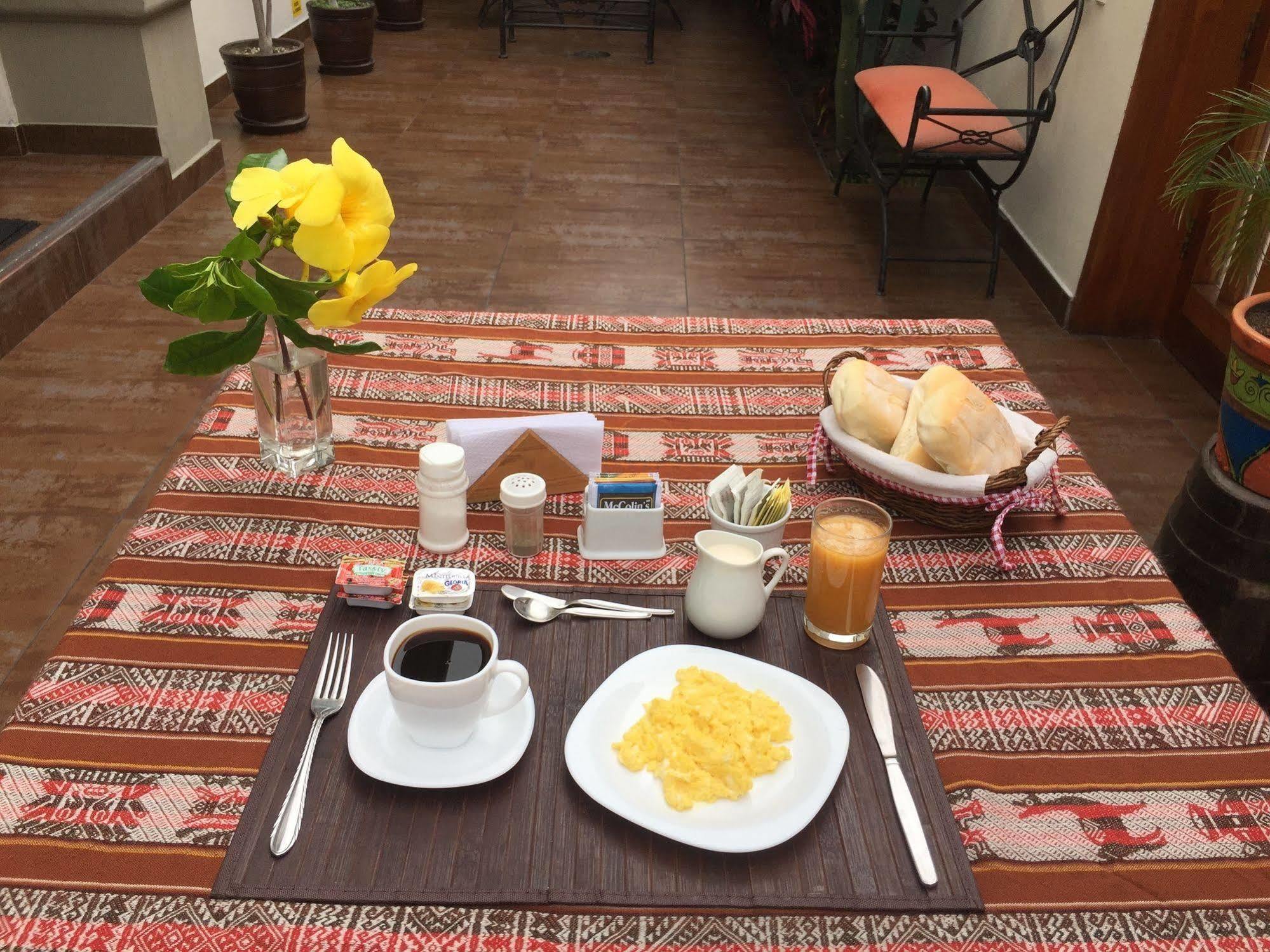 Bed & Breakfast - La Casa De Ceci ลิมา ภายนอก รูปภาพ