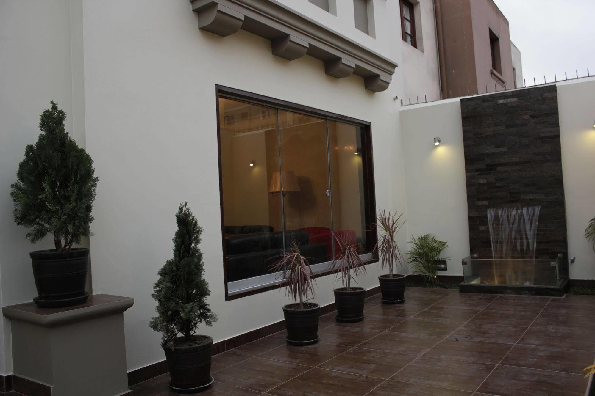 Bed & Breakfast - La Casa De Ceci ลิมา ภายนอก รูปภาพ